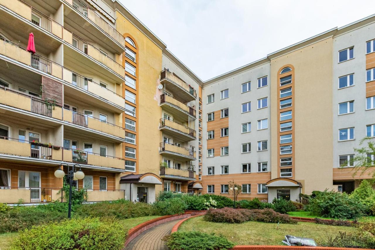 Bluszczanska 74 By Homeprime Warsawa Bagian luar foto
